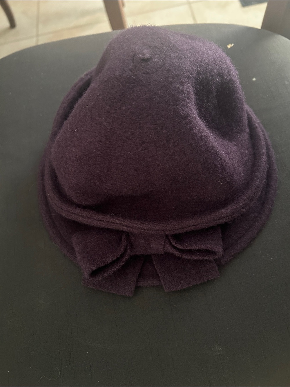 D&Y Beautiful Purple Wool Hat with Bow